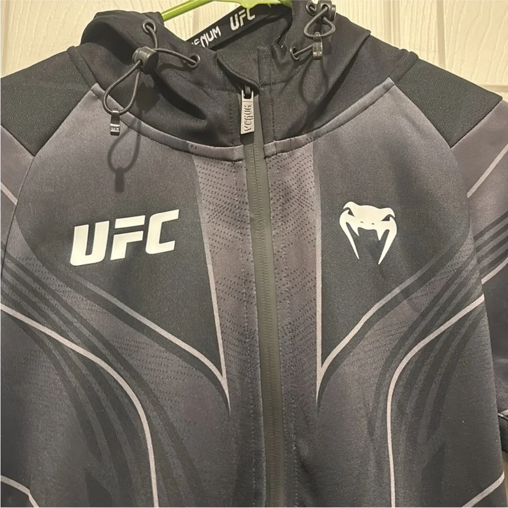 Women's Black UFC Fight Night Venum Walk Out 2.0 Hoodie jacket S - Picture 7 of 16